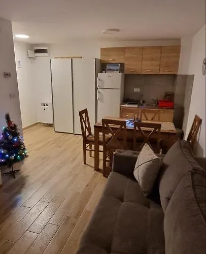 Апартаменты Iznad Oblaka B02